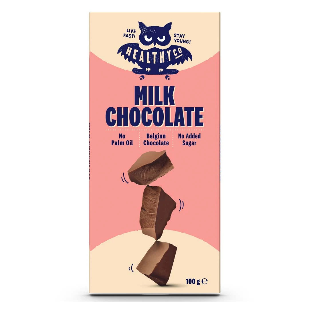HealthyCo Chocolate 100 g mjölkchoklad i en beige och rosa förpackning med tre staplade chokladbitar på framsidan.