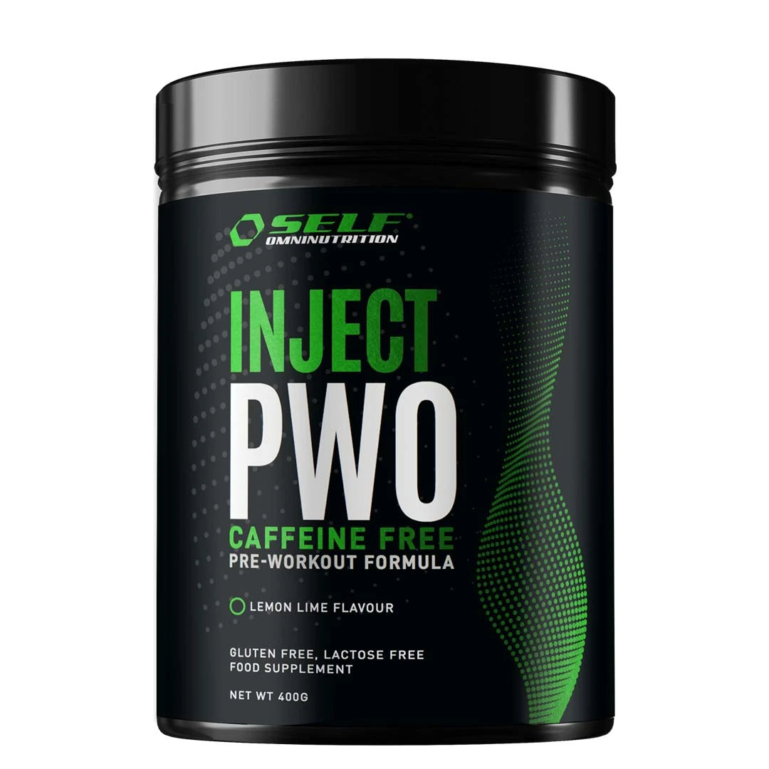 Svart burk med grön text innehållande Self Omninutrition Inject PWO Caffeine Free 400 g med smaken Lemon Lime.