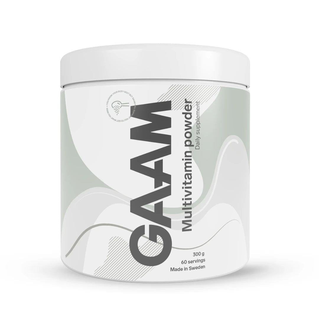 En vit burk med GAAM Multivitamin Powder 300 g som innehåller multivitaminpulver.