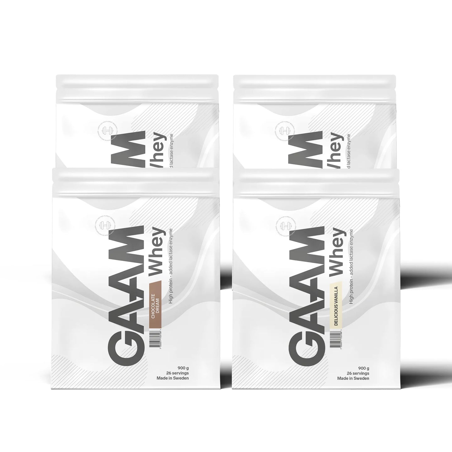 4 x GAAM Whey 900 g proteinpulver i fyra vita påsar för olika smaker som Chocolate Dream och Delicious Vanilla.