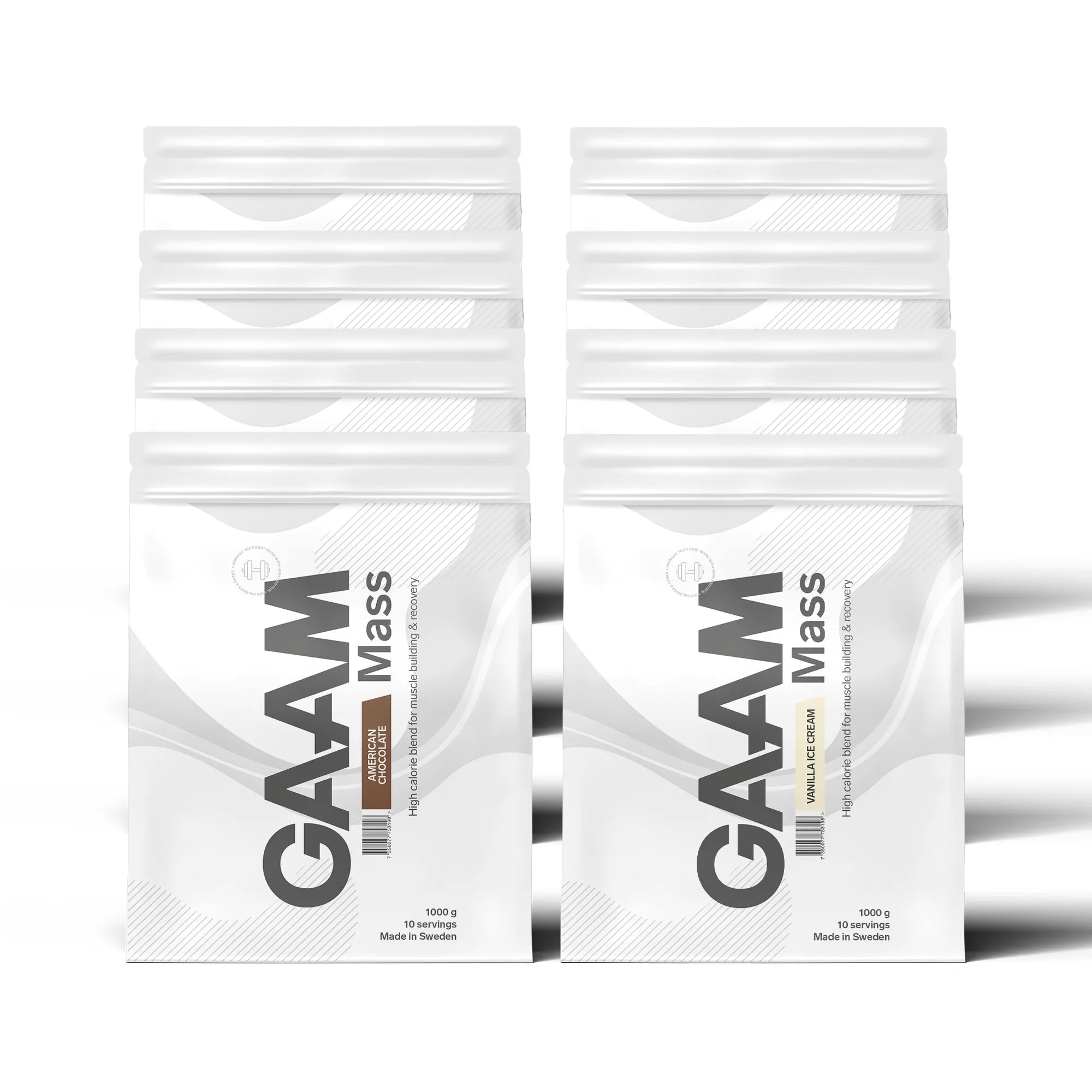 8 x GAAM 100% MASS Premium 1 kg gainer i åtta vita påsar med smakerna American Chocolate och Vanilla Ice Cream.