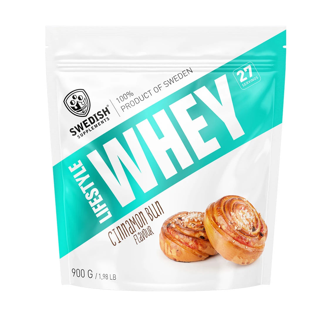 Swedish Supplements Lifestyle Whey 900 g proteinpulver i en vit påse med turkosa detaljer och illustration av kanelbullar för smaken Cinnamon Bun., bild 5 av 7
