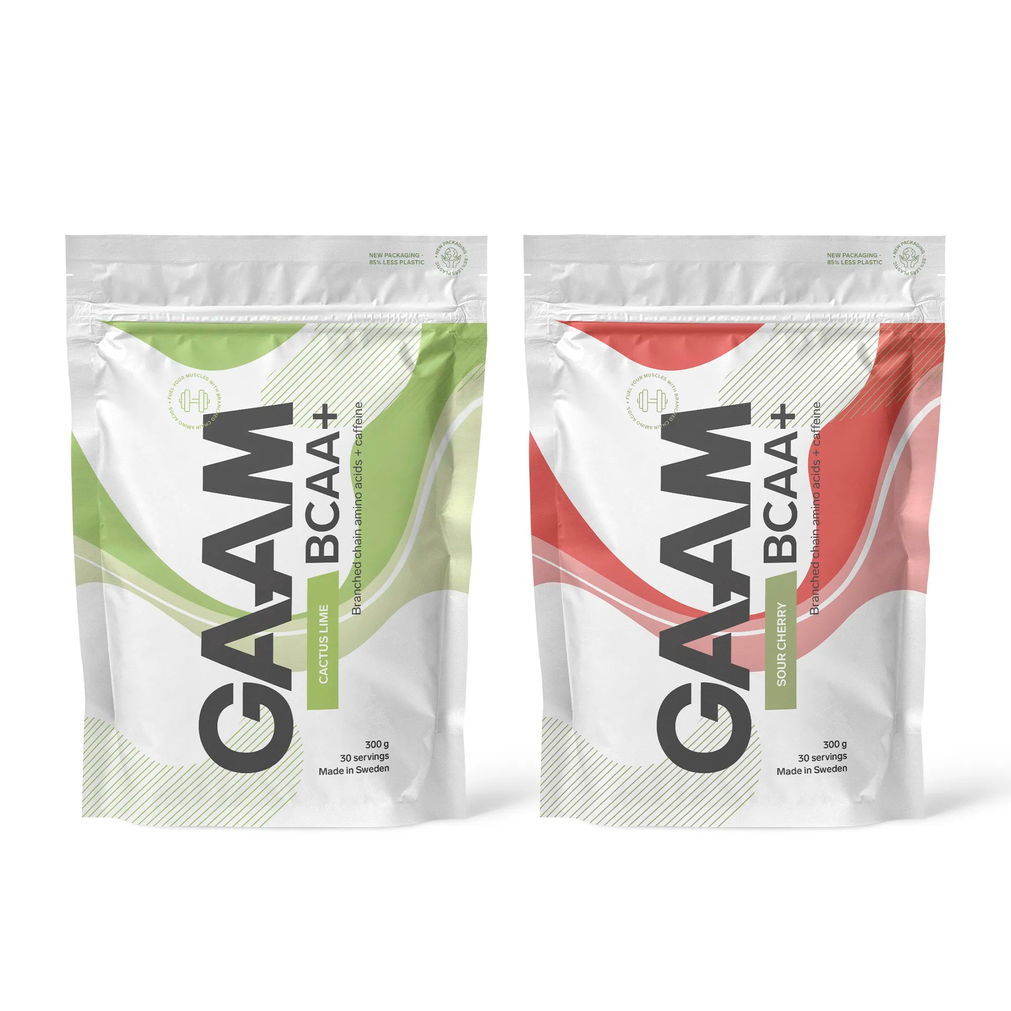 2 x GAAM BCAA + Caffeine 300 g i två vita påsar med gröna och röda detaljer för smakerna Cactus Lime och Sour Cherry.