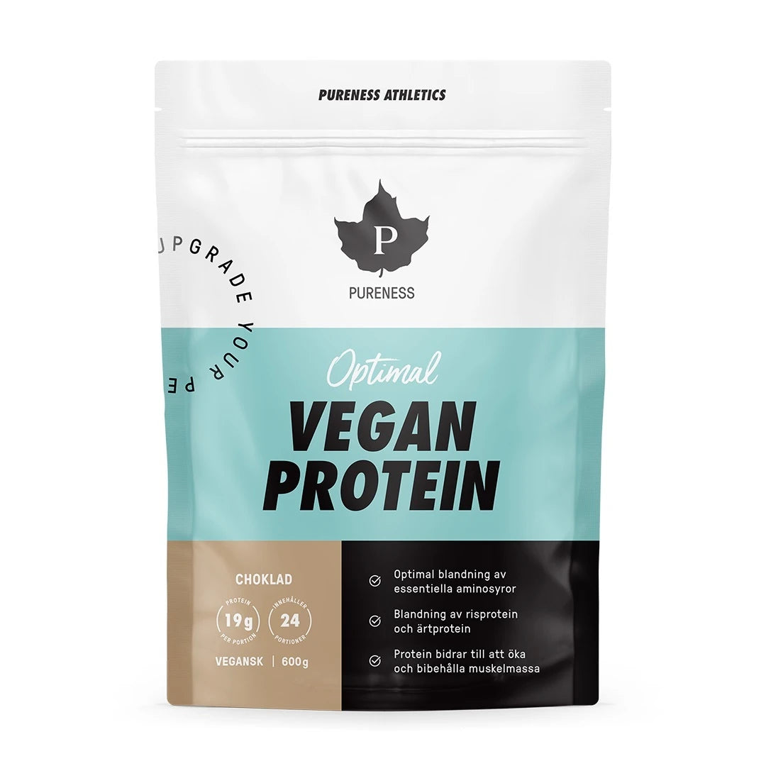 Pureness Vegan Protein 600 g proteinpulver i en vit påse med ljusblå och svarta detaljer och smaken choklad.