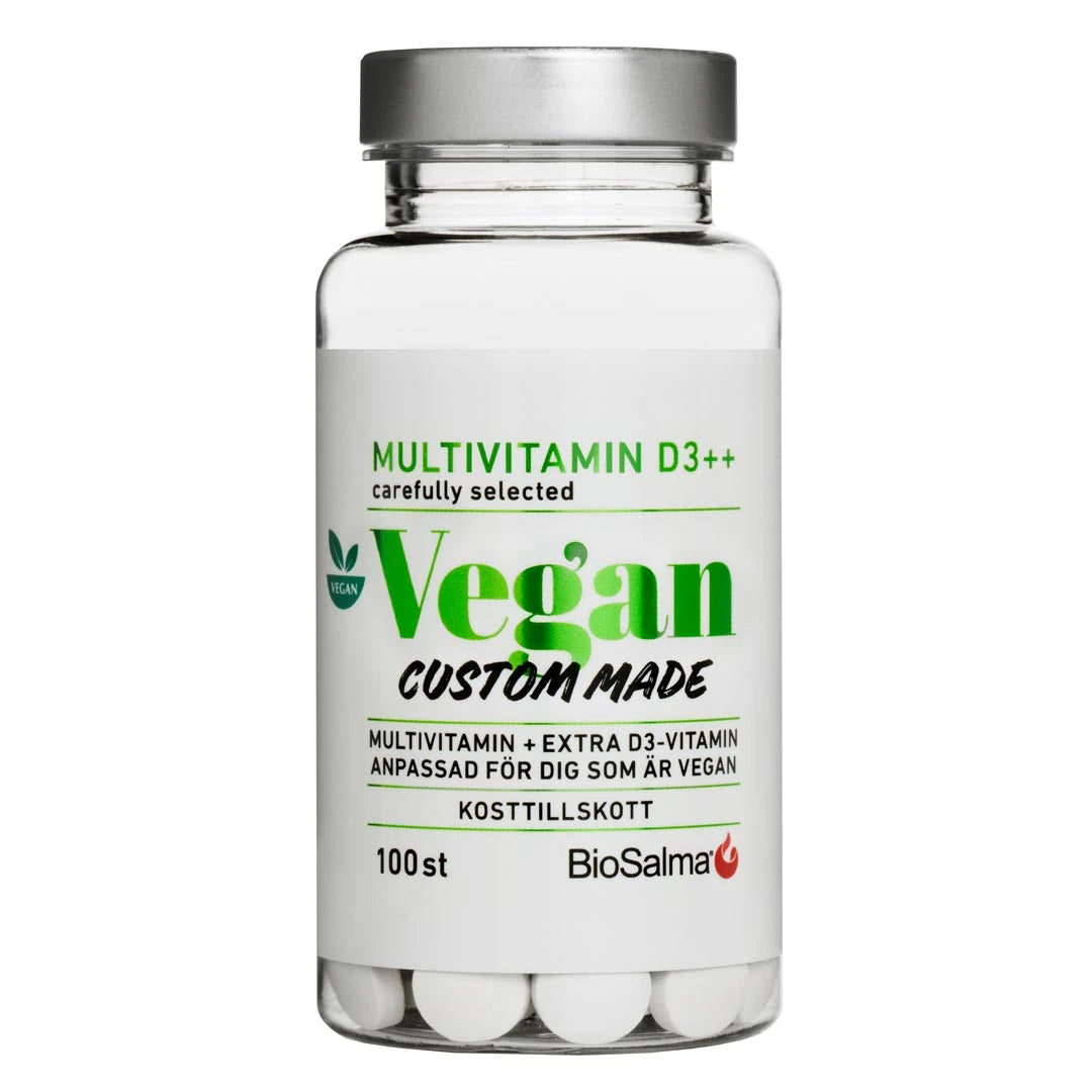 BioSalma Multivitamin Vegan D3++ 100 tabs i en genomskinlig plastburk med silverlock och vit etikett med grön text.