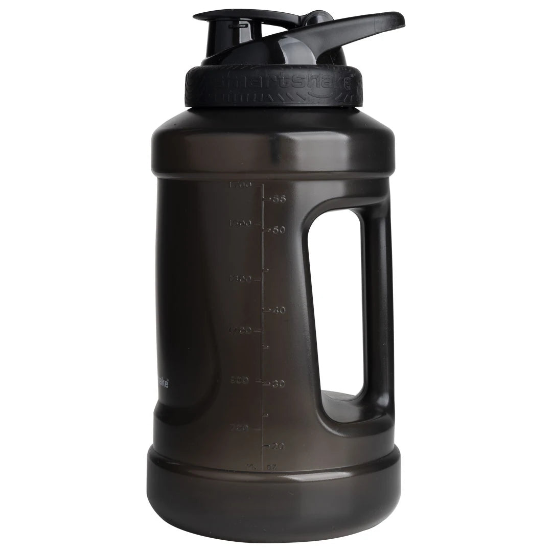 Smartshake Ultimate Jug 2.1 L vattenflaska i svart med inbyggt handtag och mätskala på sidan.