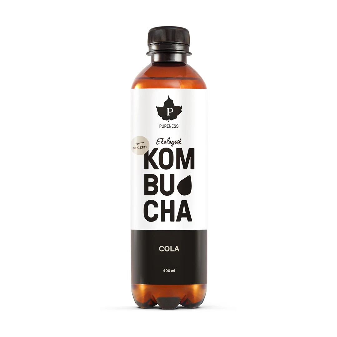 Pureness Kombucha Eko 400 ml, en brun flaska med vit och svart etikett och smak av cola.
