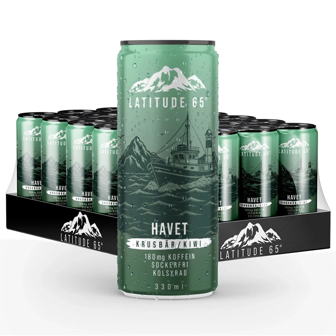24 x Latitude 65 330 ml Havet - Krusbär/Kiwi energidryck i ett svart flak med gröna burkar.