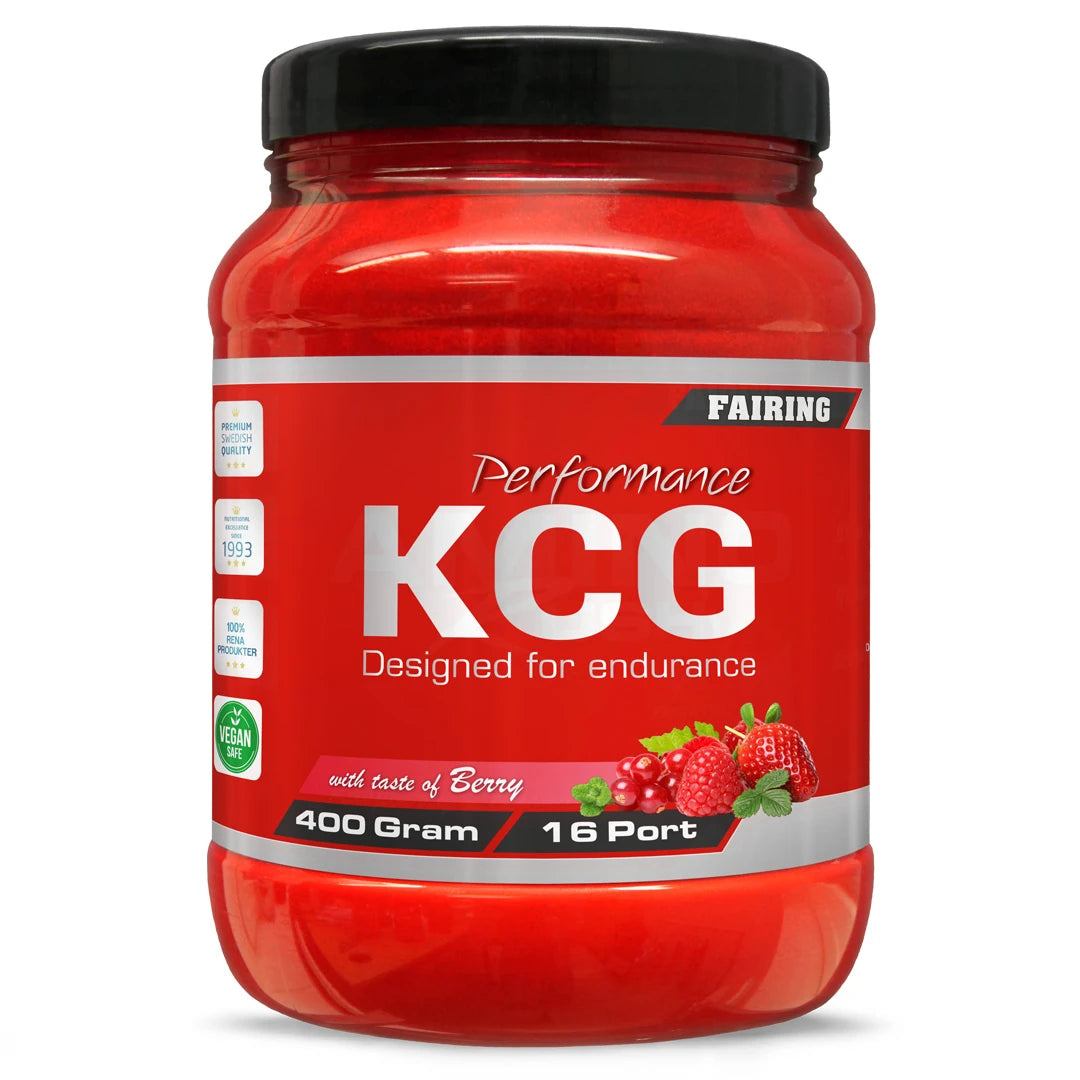 Fairing KCG Performance 400 g sportdryckspulver i en röd burk med svart lock och smak av bär.