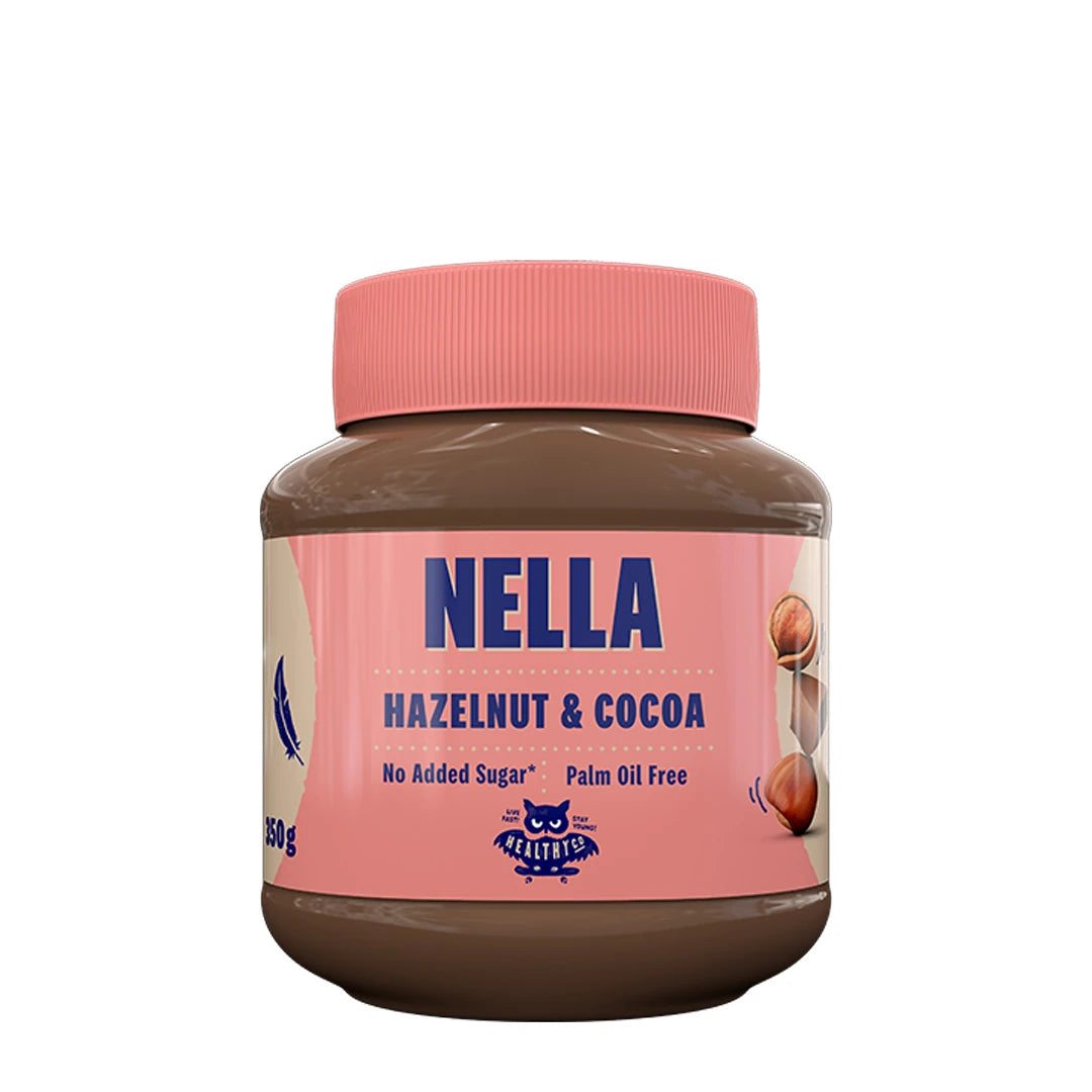 HealthyCo Nella 350 g choklad- och hasselnötspread i en burk med rosa lock och etikett, märkt utan tillsatt socker och palmolja.