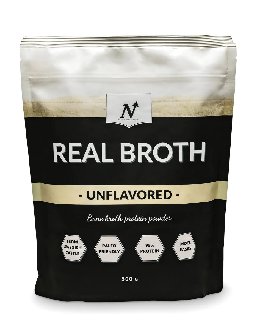 Nyttoteket Real Broth 500 g benbuljong i pulverform i en svart och vit påse för varianten Unflavored.