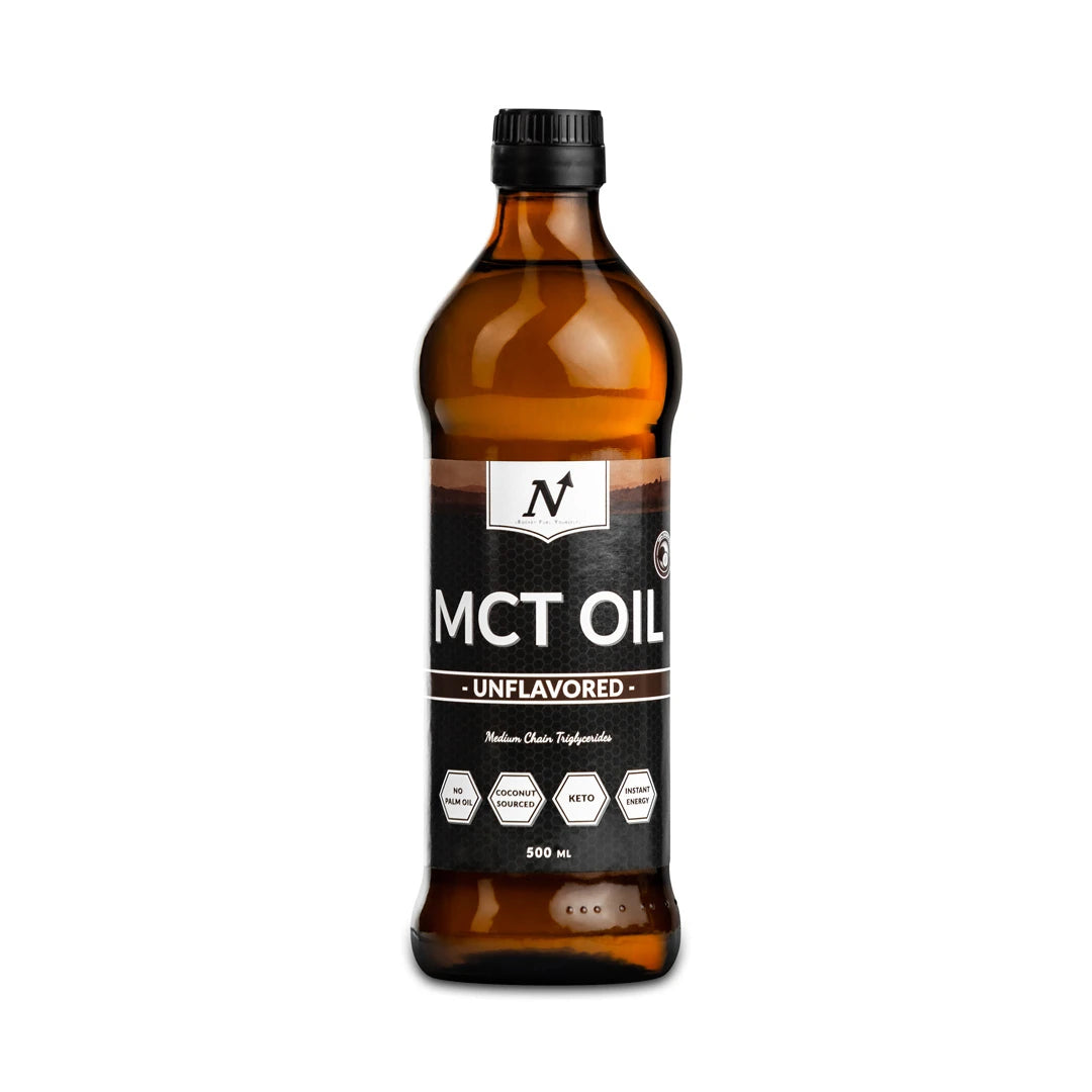 Nyttoteket MCT Oil 500 ml i en skyddande mörk glasflaska med svart etikett och vit text.