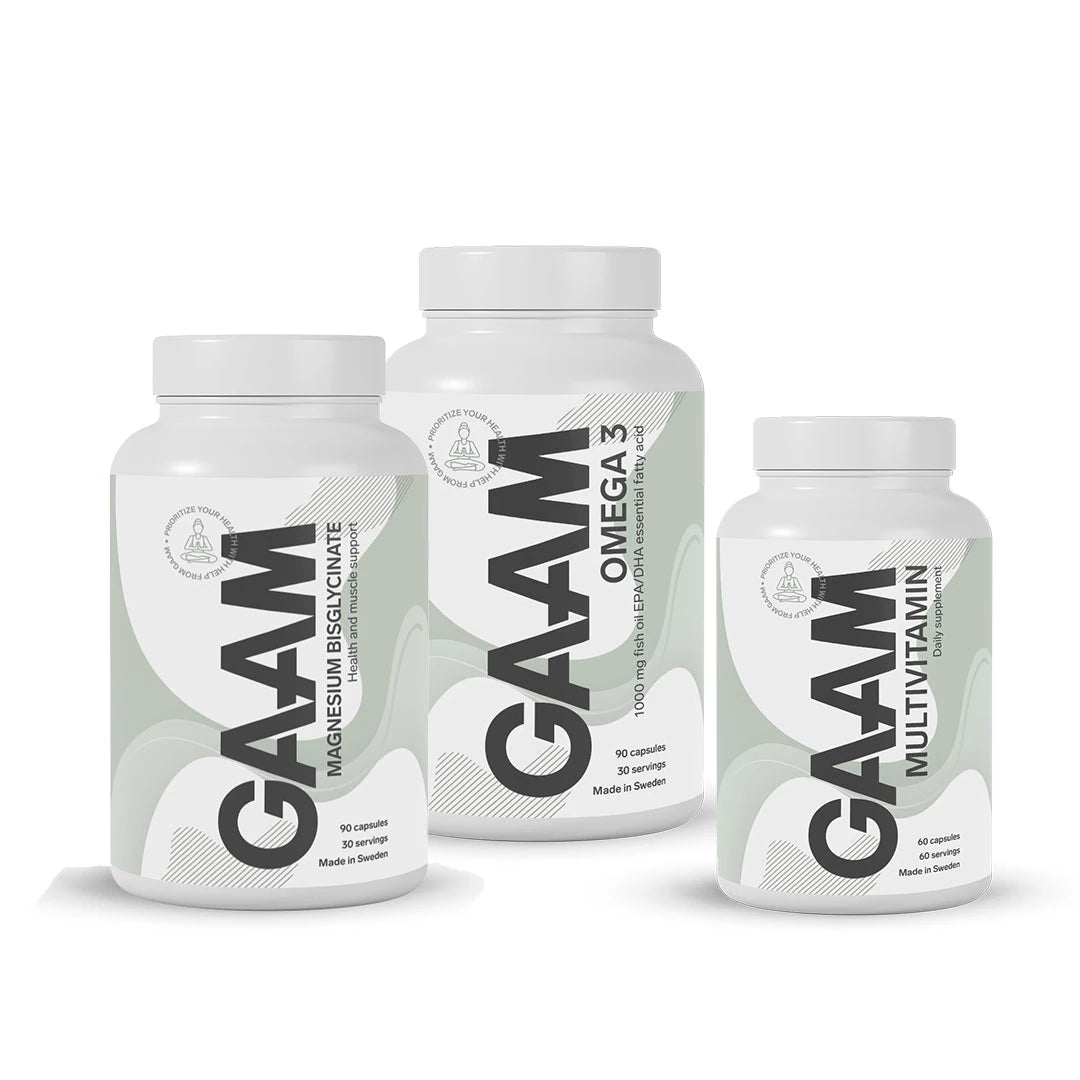 GAAM Vardagsboost paket med tre vita burkar med ljusgrönt mönster innehållande magnesium, omega-3 och multivitamin., bild 1 av 1
