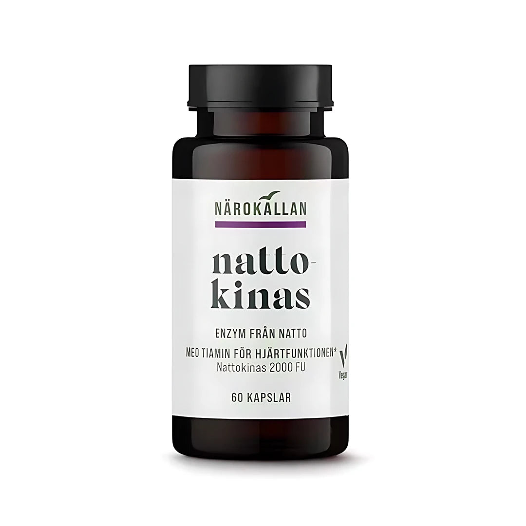 Närokällan Nattokinase 60 caps veganska enzymkapslar i en mörkbrun burk med svart lock och vit etikett.