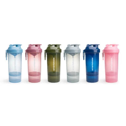 Smartshake Original2Go ONE Colors 800 ml, sex uppställda shakers i olika färger tillverkade av BPA-fri hårdplast.