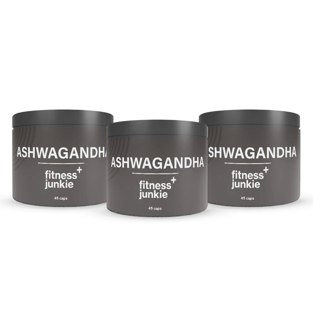 3 x fitnessjunkie Ashwagandha 45 caps i tre mörkgråa burkar med vit text.