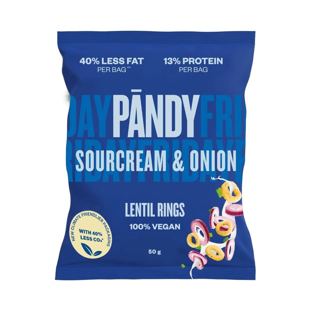 Pändy Lentil Snacks 50 g linschips i en mörkblå påse för smaken Sourcream & Onion.