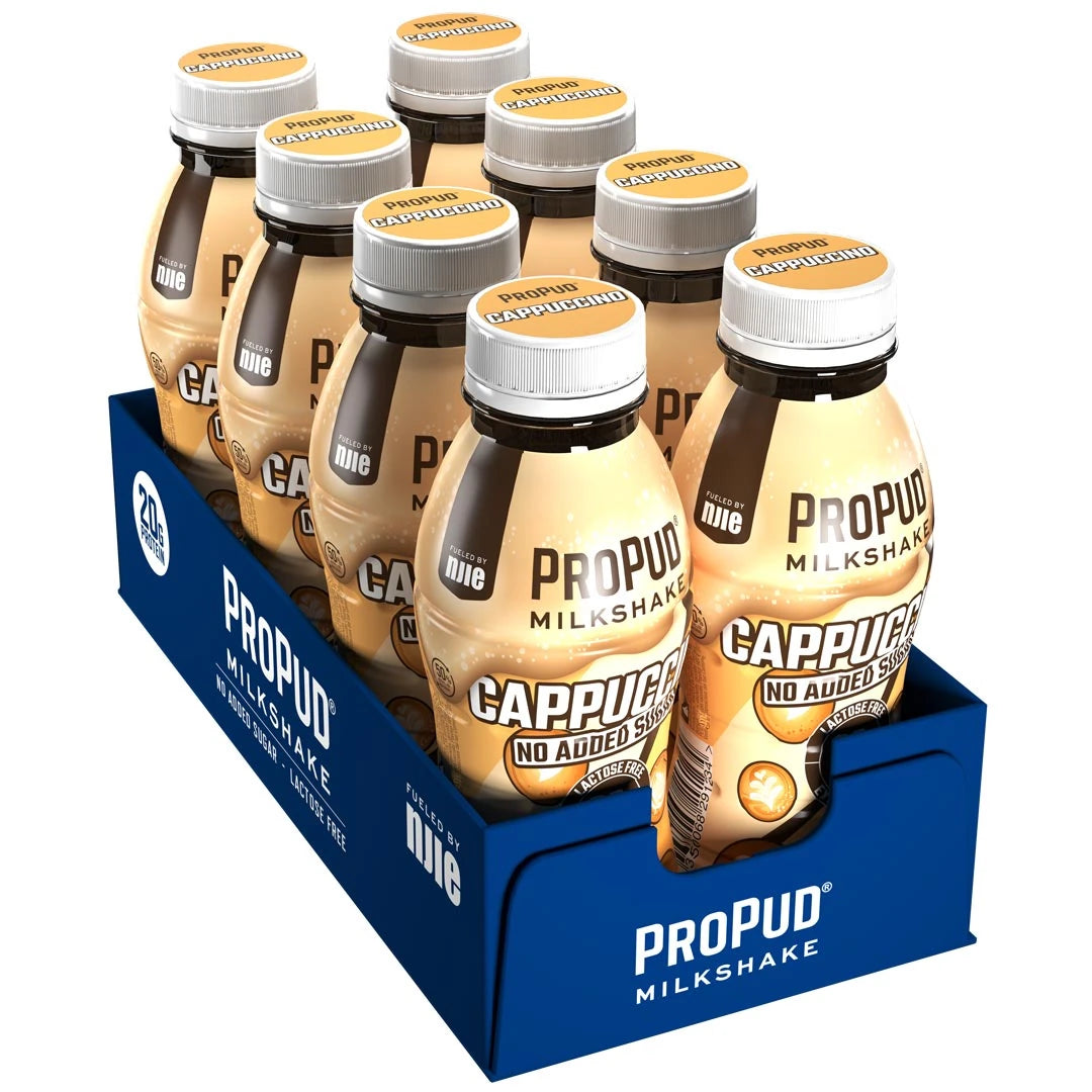8 x NJIE ProPud Protein Milkshake 330 ml Cappuccino i en mörkblå låda med åtta ljusbruna och bruna flaskor.