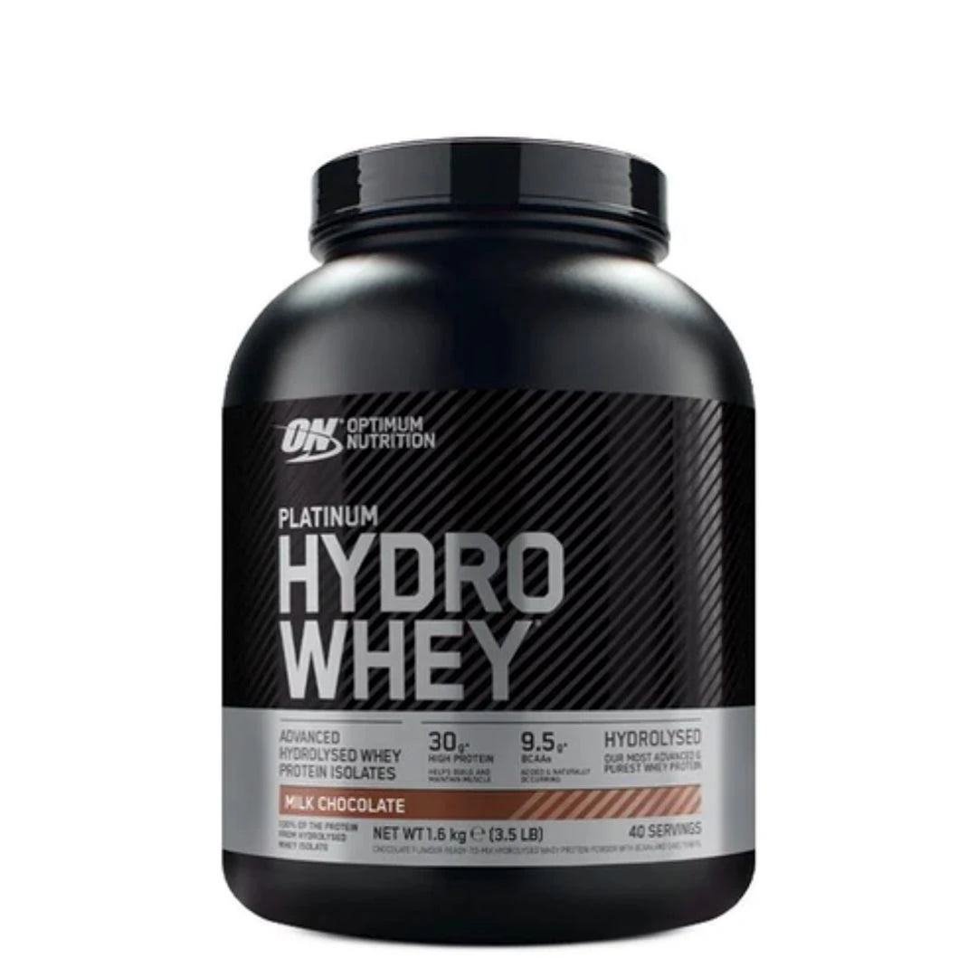 Optimum Nutrition Platinum Hydro Whey 1.6 kg proteinpulver i en svart burk med smaken Milk Chocolate.