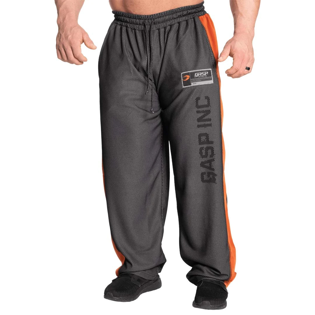GASP No 1 Mesh Pant Black Flame träningsbyxor i luftig svart mesh med orangea sidopaneler och logga längs benet.