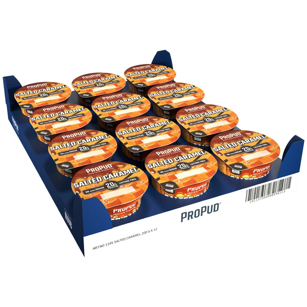 12 x NJIE ProPud 200 g Salted Caramel i en blå låda med tolv burkar proteinpudding med orangea lock.