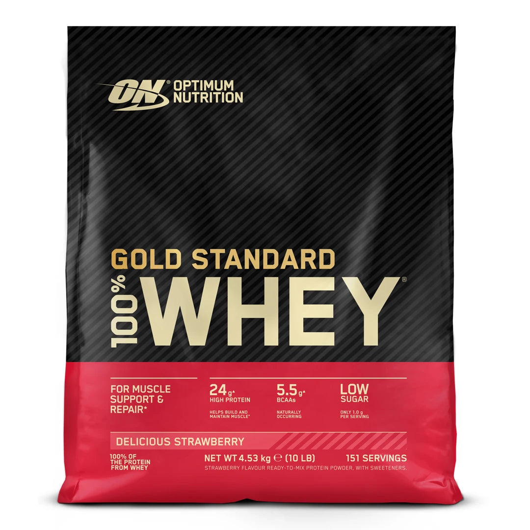 Optimum Nutrition 100% Whey Gold Standard 4.5 kg proteinpulver i en svart och röd påse för smaken Delicious Strawberry.
