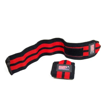 Gorilla Wear Wrist Wrap Pro Black/Red, elastiska svarta handledslindor med röda ränder, en utrullad och en hoprullad.