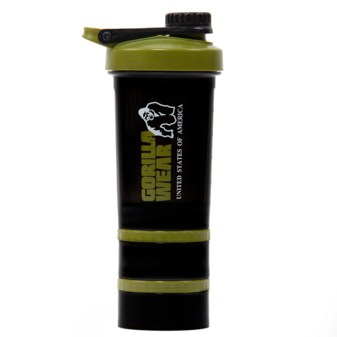 Gorilla Wear Shaker 2 Go 760 ml, en svart och militärgrön plastshaker med extra förvaringsbehållare.