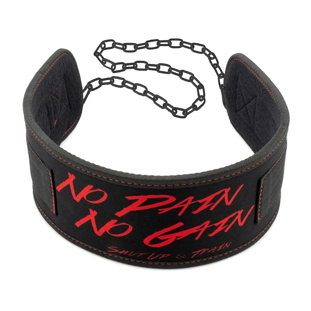 Svart C.P. Sports Dip Belt Black med stålkedja och röd text "NO PAIN NO GAIN" för extra vikter vid träning.