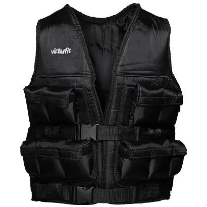 Virtufit Adjustable Weight Vest 10 kg, en svart viktväst i slitstark nylon med justerbara remmar och fickor för vikter.