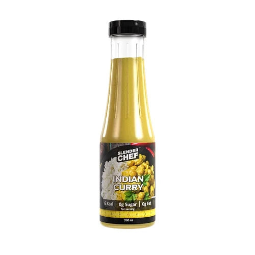 Slender Chef Sauce 350 ml i smaken Indian Curry, en gul lågkalorisås i en genomskinlig plastflaska med svart kork.