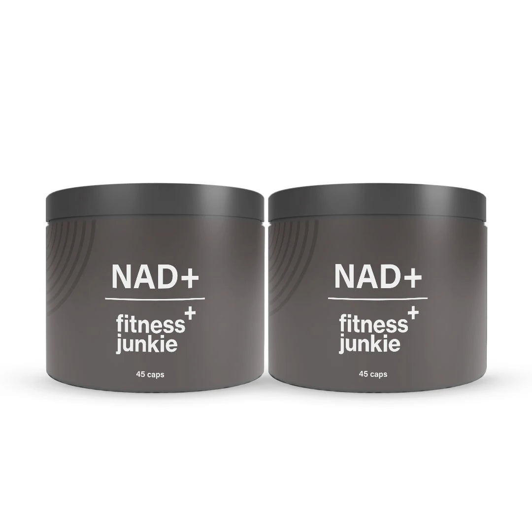 2 x fitnessjunkie NAD+ 45 caps hälsokost i två mörkgrå burkar med vit text.