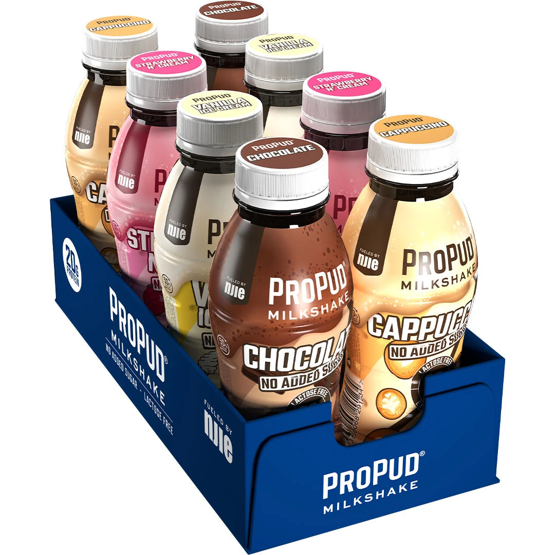 8 x NJIE ProPud Protein Milkshake Mix 330 ml i en blå låda med åtta flaskor i blandade smaker.