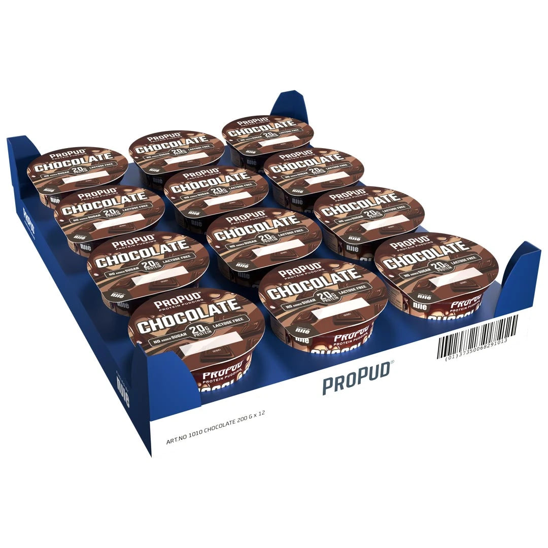 12 x NJIE ProPud 200 g Chocolate pudding i en blå och vit kartong med bruna chokladsmakande förpackningar.
